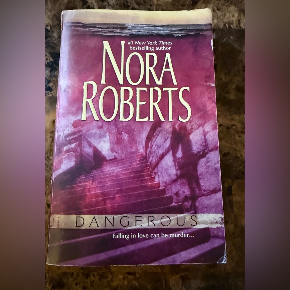 Nora Roberts 'Dangerous' Book